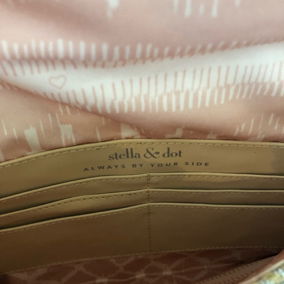 Stella & Dot clutch - Picture 3 of 3
